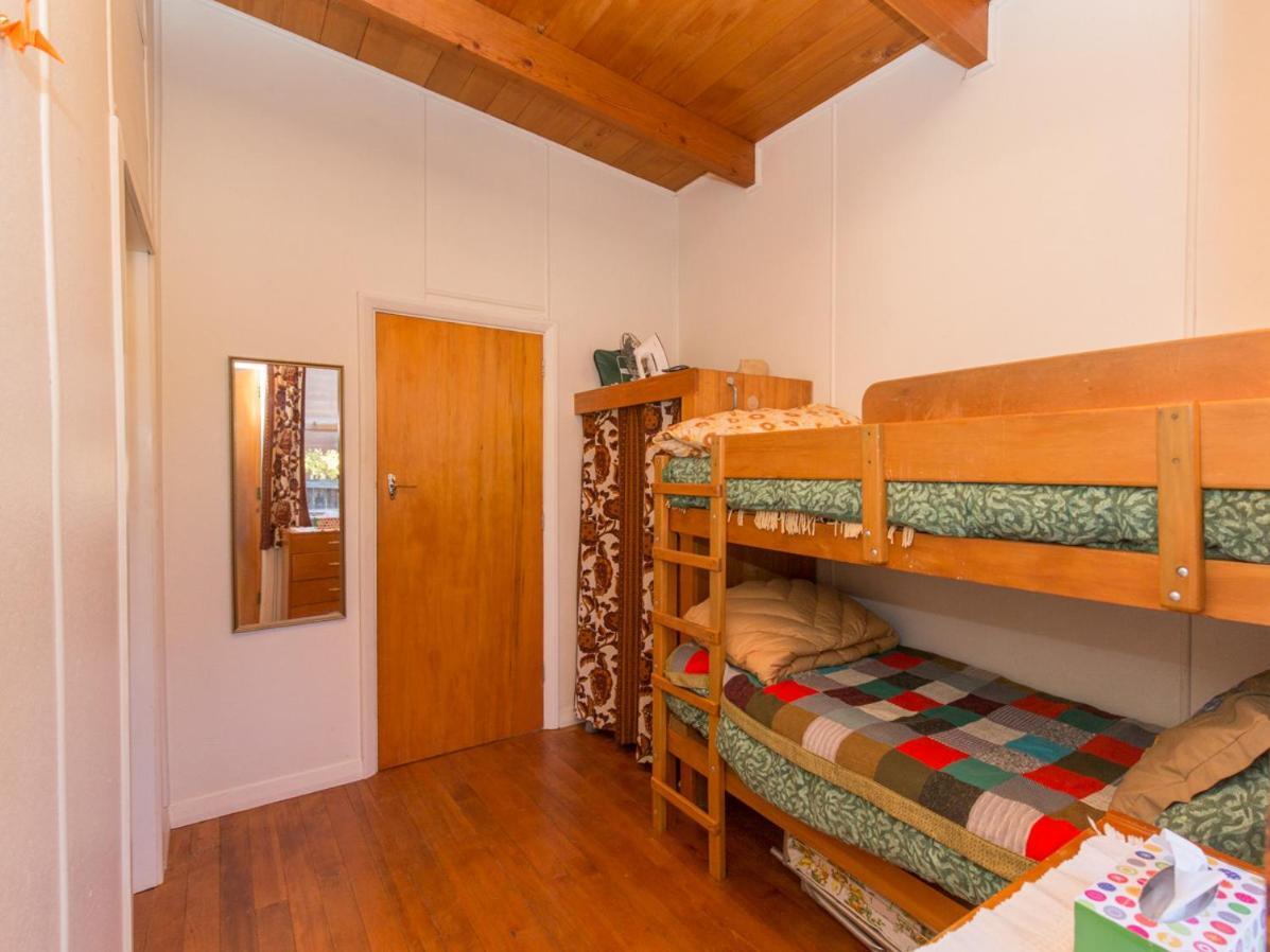 Southern Lakes Sweetie - Albert Town Bach Wanaka Ngoại thất bức ảnh